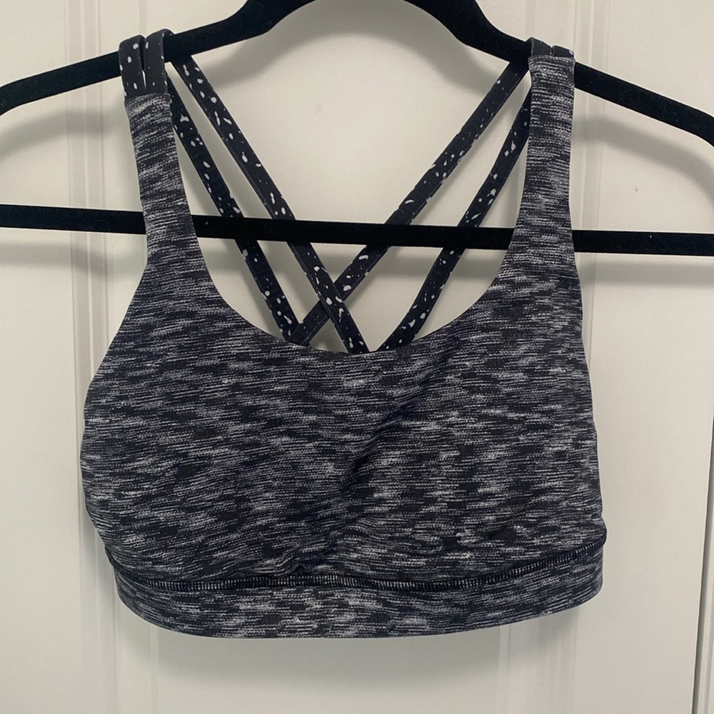 Lululemon Energy Dramatic Static Sports Bra, Size 6